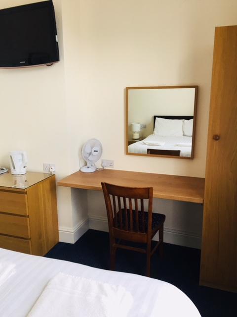 Mayfair Hotel Kingston upon Hull Bagian luar foto