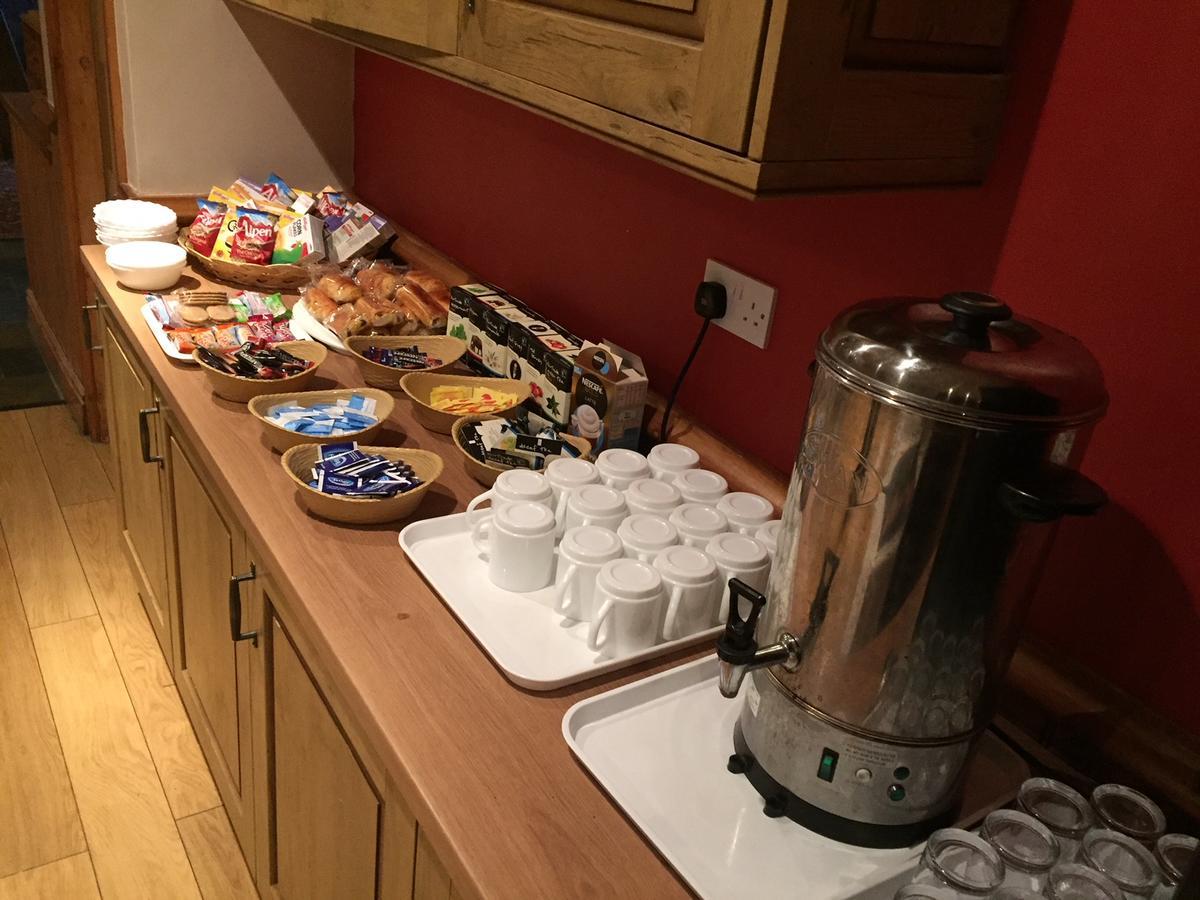 Mayfair Hotel Kingston upon Hull Bagian luar foto