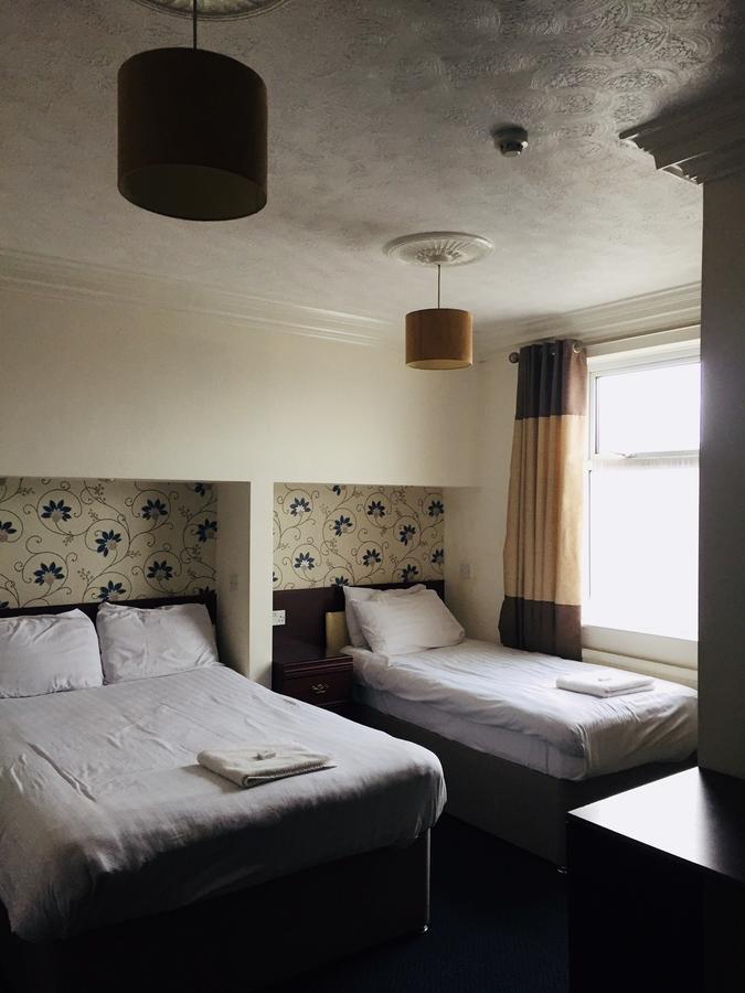 Mayfair Hotel Kingston upon Hull Bagian luar foto